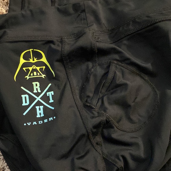 Matching Darth Vader leggings (size XL) and neon 3/4 zip long sleeve (size L). - Picture 6 of 7